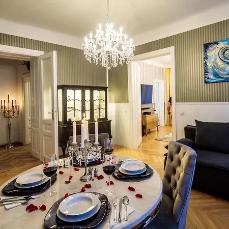 Sophies Place Augarten - Imperial Lifestyle City Apartments Vienna Parking Esterno foto